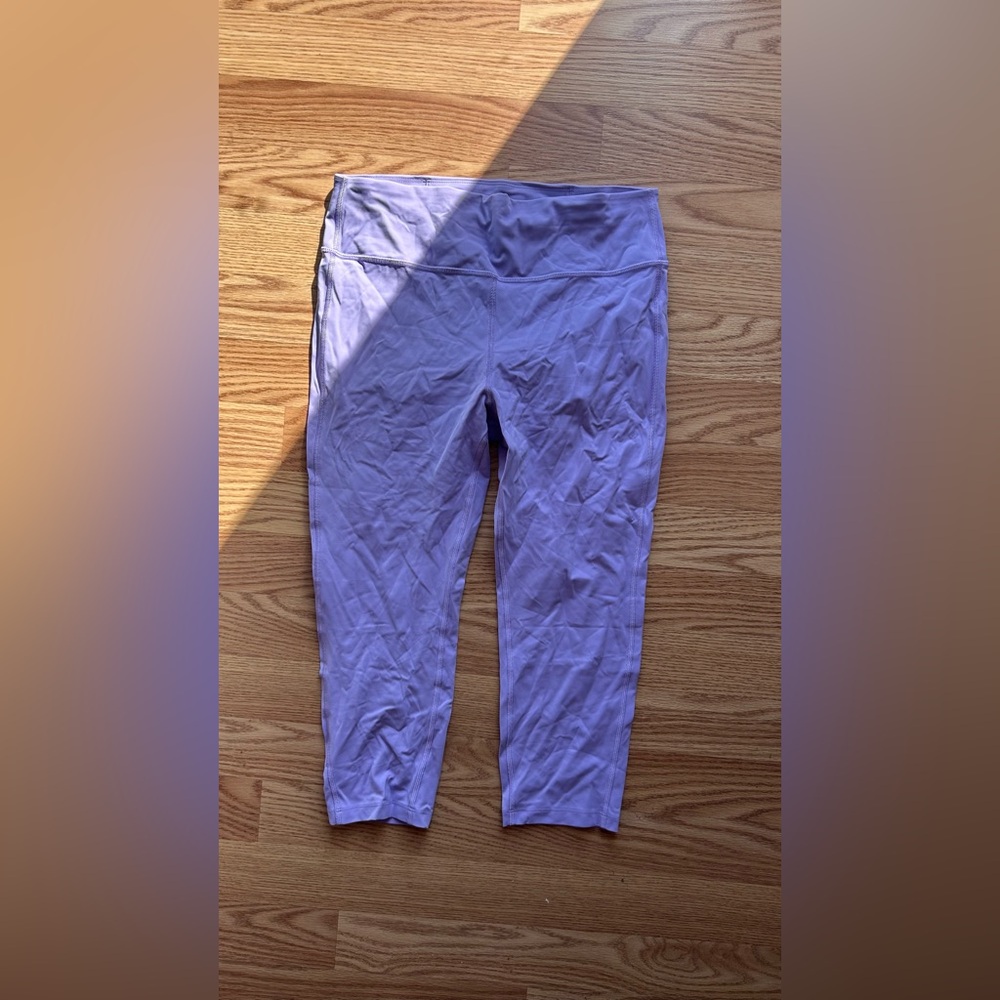 PELOTON Women's Purple Cropped Athletic Leggings Size Medium